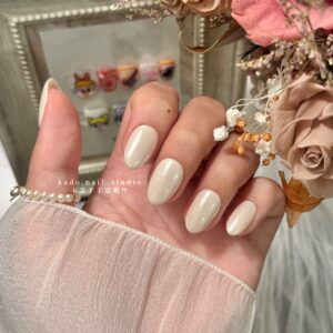 綢緞奶白 Silk Pearl